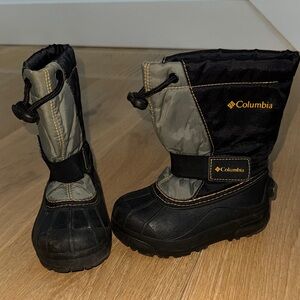 Columbia Black and Gray Kids' Snow Boots